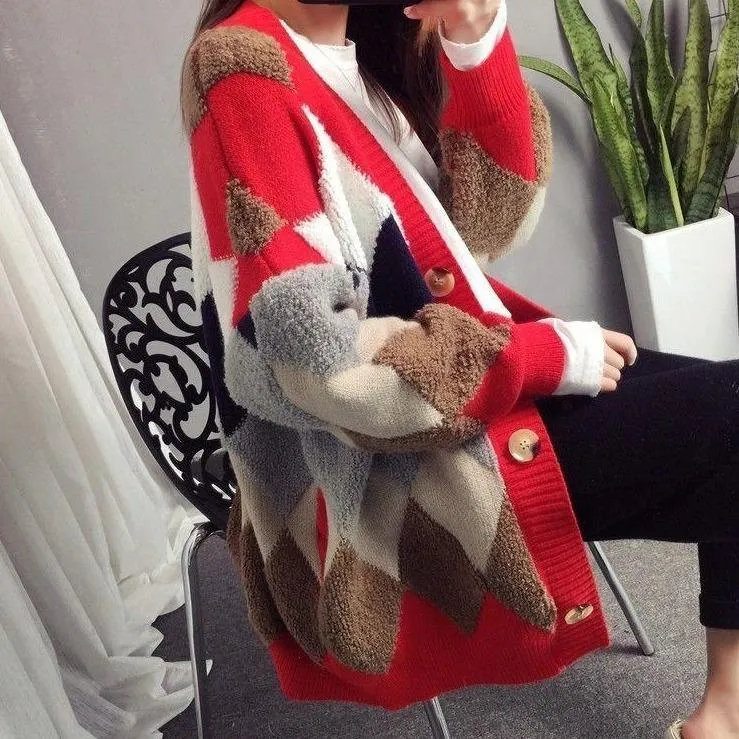 Fluffy Diamond Pattern Casual Women's Cardigan: Bold geometric prints with a tufted texture