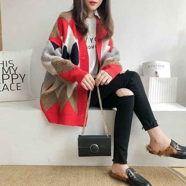 Fluffy Diamond Pattern Casual Women's Cardigan: Bold geometric prints with a tufted texture