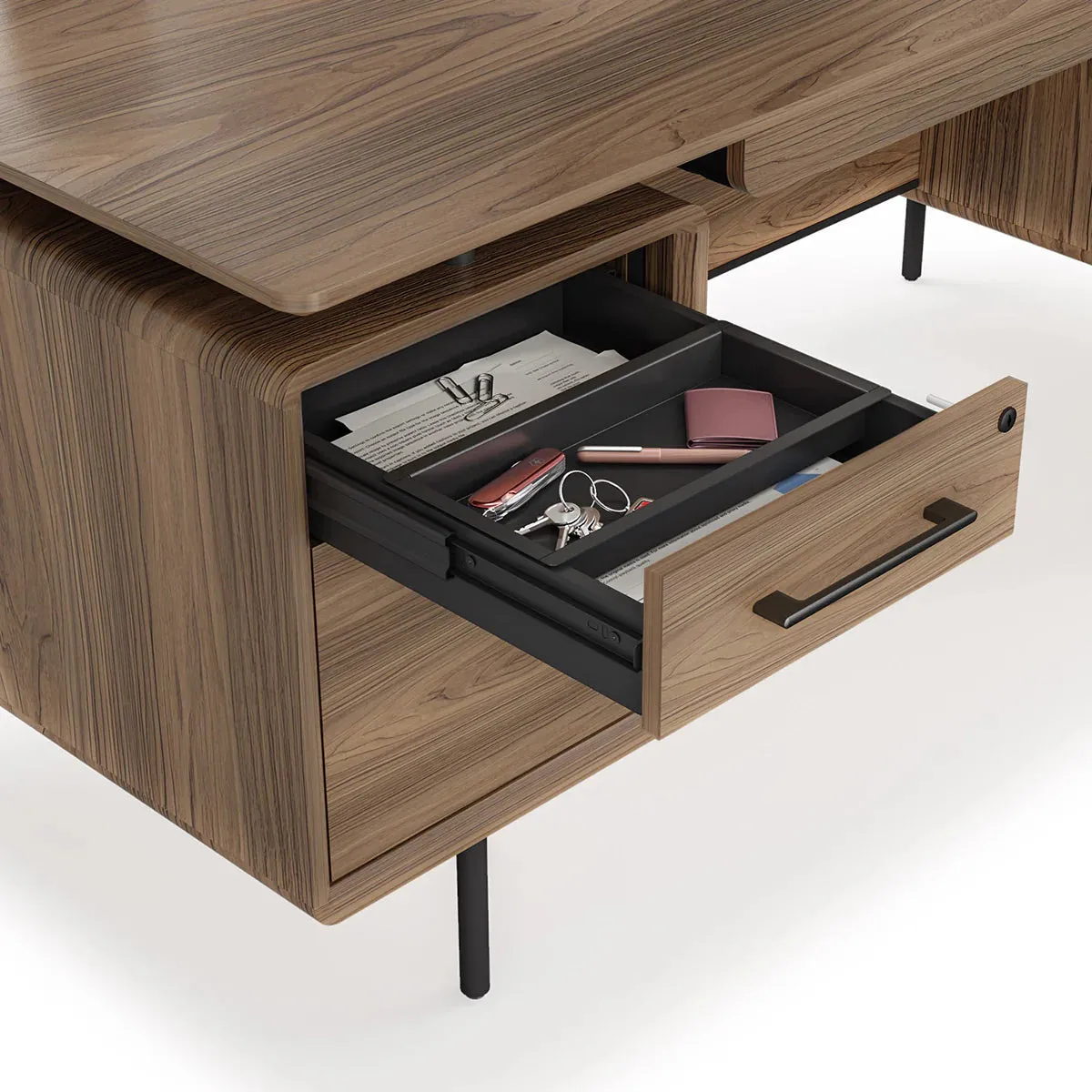 LINQ 6821 Executive Desk