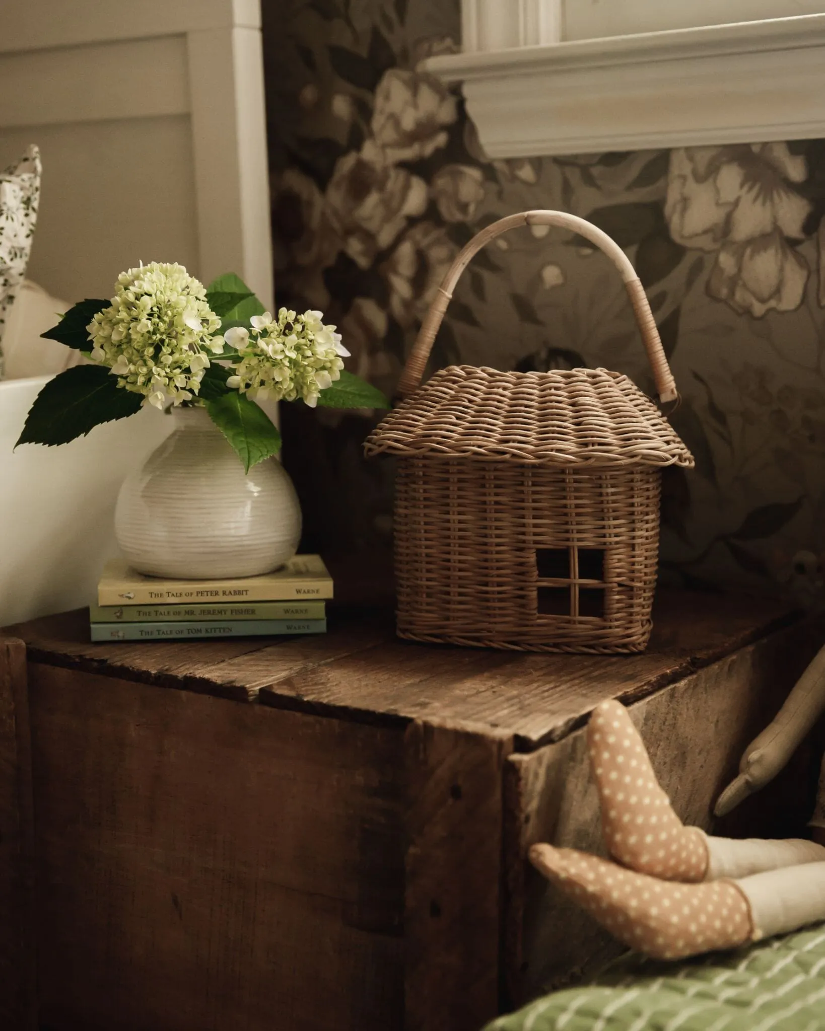 Rattan Hutch Small Basket